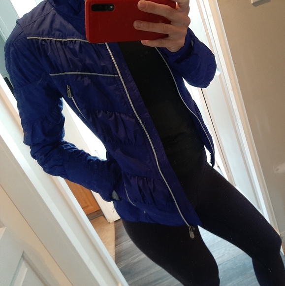 Lululemon chevron blue spring jacket - Picture 2 of 5